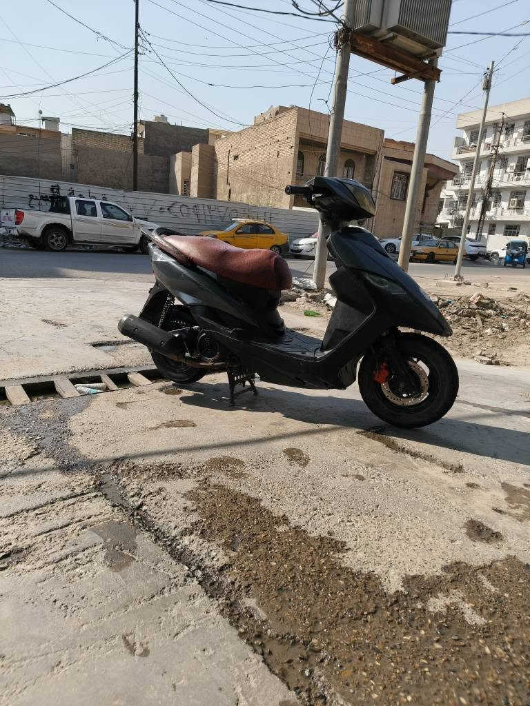 سلام عليكم دراجه ماكس ثعلب سرعه ١٤٠ دراجه نكره سلف وهندر بكل وقت محرك لانضوح لاتبخير لاتنقيص كهرباءيات كلها شغاله لايت عالي ناصي كيج بانزين دشبول اشاير يمنه ويسره دبل اشاره سكنات كله شغال تايرات جدد دبلات شغاله بريكات خلفي وامامي بلمكان قفل جنطه قفل ستيرن كله شغال دوشمه  كفرات بلاديه مختمه دراجه خير من الله  جيب فيتر وياك وفحص يلله تاخذها مكفوله من سرقه تاخذها من البيت وسويلك مكاتبه مكاني بغداد البلديات رايدها ب٣٧٥ وبيها مجال حق اجيه لتواصل واتساب او اتصال *********** بغداد, العراق
