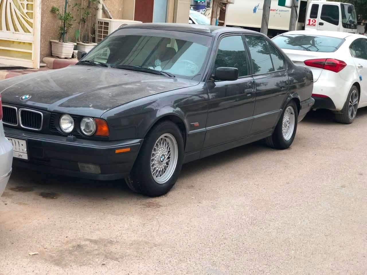 بيم 525 وارد يايابني اصل وفصل موديل 90

تبريد شغال فول كهربائيات كله شغال محرك وحدايه مكفولات 

مصبوغه عام سنويه ساقطه صارله سنه 

سياره بأسمي تحويل ثاني يوم 

سياره متعوب عليه  سعره 57 

مكاني بابل حله
***********
