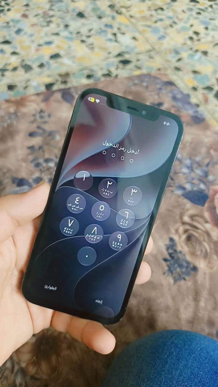 آيفون ١٢ برو • نضيف • مبدل شاشه وبطاريه وكالة