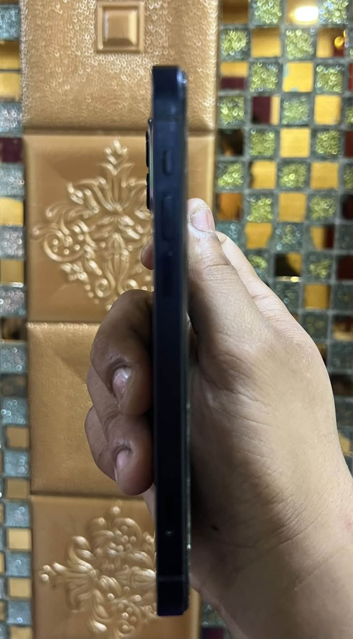 آيفون 12 • ٦٤ • بطارية ٩١٪