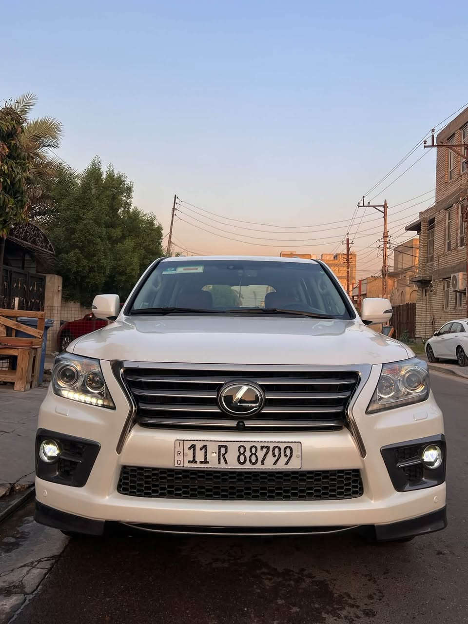 سلام عليكم لكزز 2014 خليجي LX5700 ماشيه 79 على وضع الشركه كامله بدون نقص تخم تاير باتري جديد كير مكينه تبريد ثلج مكينه 8 سلندر رقم بغداد بسمي فول السياره S اعلى مواصفات بالكزز فتحه بصمه داخل جلد قرميدي كشنات كهرباء تدفئه تبريد خزن ميموري السياره نضام جكات تبريد بيانو رادار امامي وجانبي كامرات محيطيه شاشه بلاديه شاشات بالكشنات بلاد بصمات عدد 2 جنطه كهرباء ثلاجه انضمه قياده تحكمات فول ارضيات الشركه بيه السياره مكفوله من الضربه عدا شبر صبغ بالباب الخلفي عكس السايق بدون فتح السعر 365$ وبيه مجال بسيط مكان السياره المنصور 

‭***********‬
