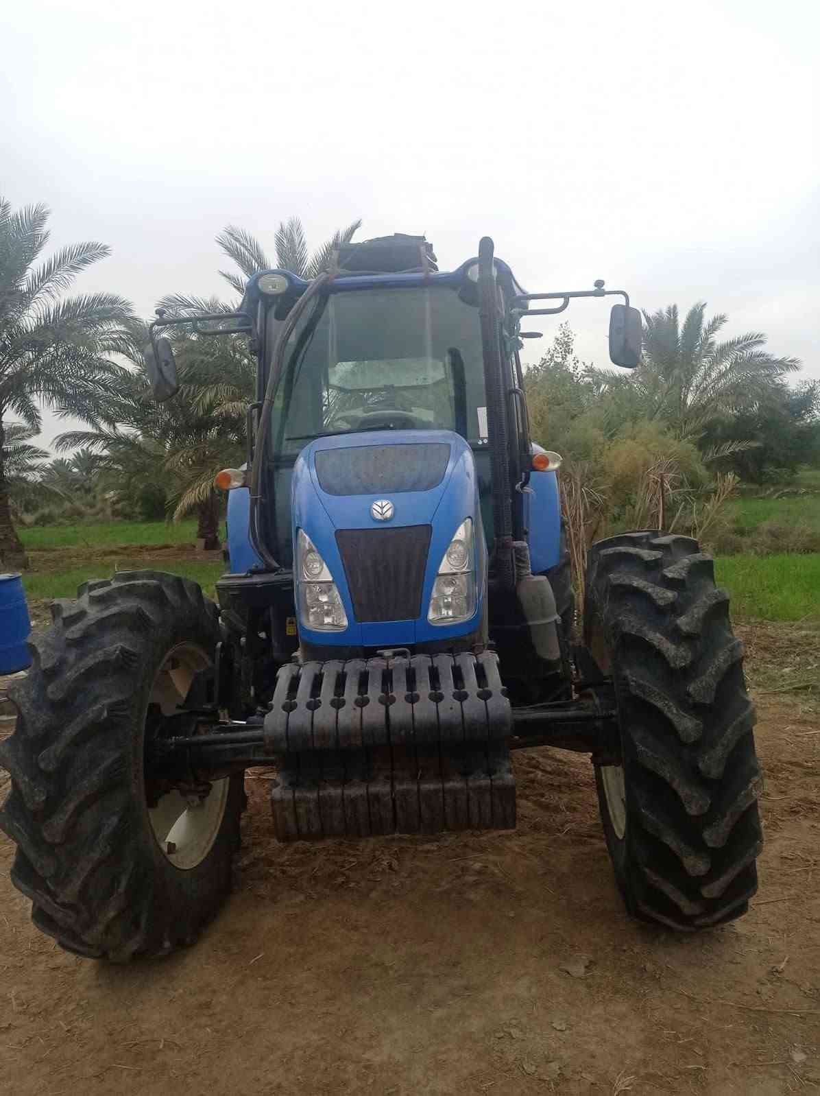 نيوهولند • موديل ٢٠١٣ • ماشيه ٤٩٠٠