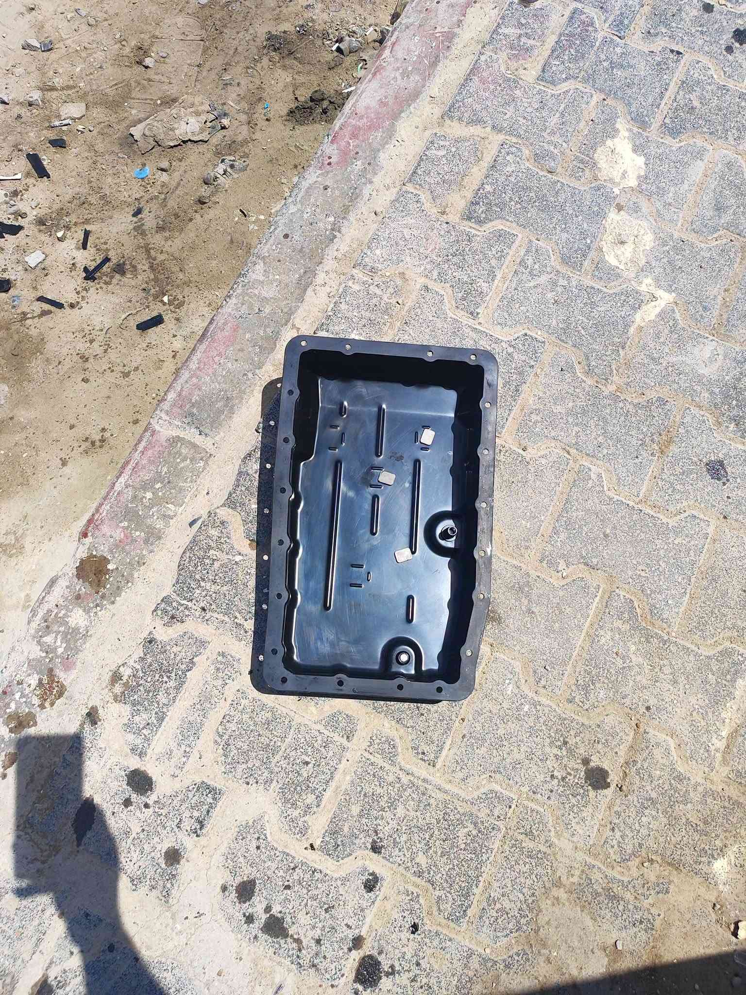 يتوفر هيدروليك WS حسب مواصفات الشركة
ويتوفر فلتر وواشر كيس واستبدال وتنظيف الكيس
الديوانيه شارع سالم
***********

نص مكتوب في الصور:
- فلتر گیر وواشر کیس شاهینه
- حیدر حمزه