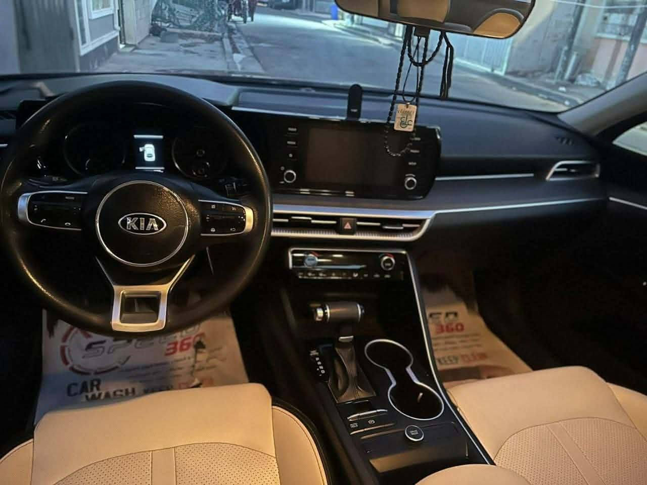 السلام عليكم
كي فايف 2021 تبديل بنيد فقط وباقي مكفول كفاله 
مواصفات؛LXS 
1_بيع نقد فقط 
2_تشغيل عن بعد 
3_كشنات جلد
4_كامره خلفيه
5_رادارات
6_توقف ذاتي
7_قياده ذاتيه
8_نظام ترحيب عند القتراب
9_نضام تنبيه خروج من المسار
10_ماصده ذكيه زنون لد ابيض 
11_4انظمة قياده
12_نظام ابل وكاربلي
13_نظام تحذير عند اي مشكله
14_صندوق ذكي عند الاقتراب
15_سايد بريك بصمه
16_اوتوهولد
17_حساسات
18_مثبت سرعه
19_حساس اطارات
20_فول تحكم ستيرن
21_كير أوتو+عادي
22_مانع انزلاق
23_ تخم تاير بجيس 
24_ محرك 1600 تيربو 
رقم بغداد حره بسمي 
السياره بعد بيه مواصفات الاستفسار اكثر اتصل على الرقم أو على واتساب مكان السياره المثنى السماوة المركز ***********
