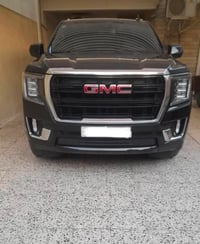 للبيع GMC يوگن موديل ٢٠٢٣ خليجي فئه (sle) مكفولة كفالة عامة ماشيه ٤٠ ا...