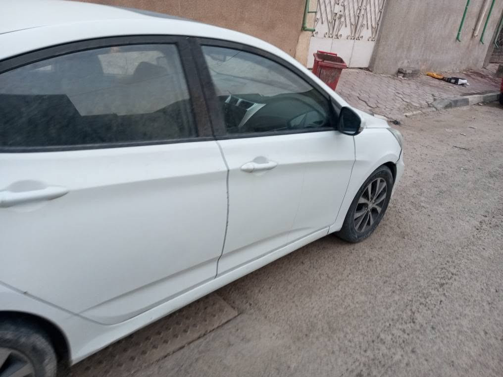 اكسنت موديل 15 محرك 1600 بسمي 
رقمي*********** الزبير, البصرة
