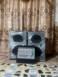 زوج سماعات 12/12 وجهاز خطين للبيع خاص مفتوح  للستفسار اكثر تصل 0782163...