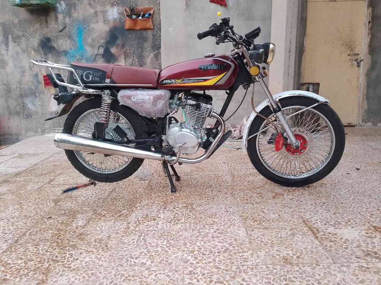 تريه ضعيف دراجه حلوه او امرتبه السعر 600او بي مجال او تحياتي لجميع 💫♥او هذه رقمي  ***********سلام عليكم درجه للبيع سونك درجه حيل نضيفه دراجه ما متعوبه مكينه كبس كهربايت شغاله بس ب
