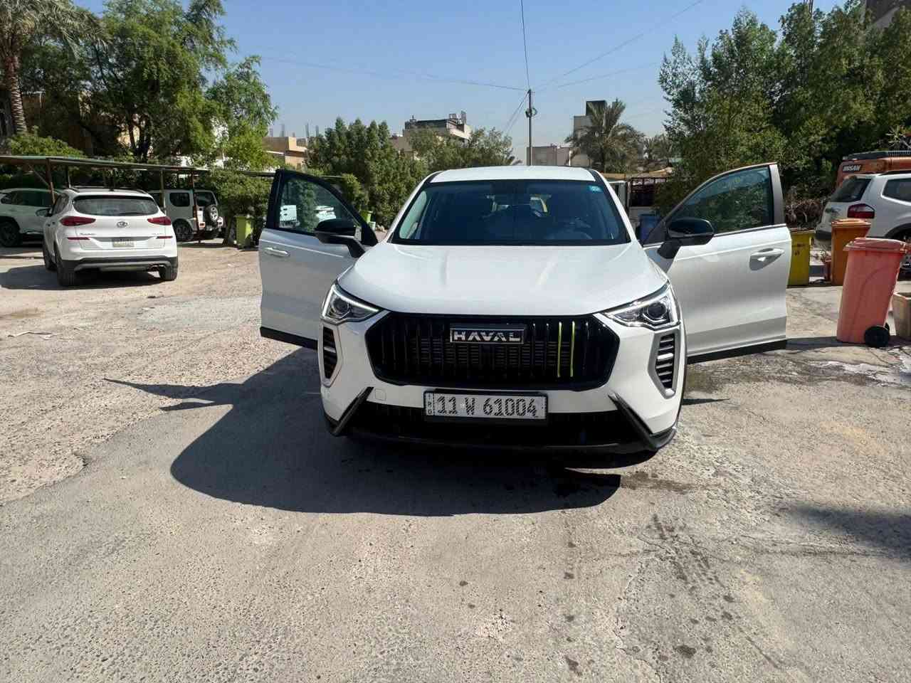 للبيع هافال جوليان 2026

🔹 المواصفات
* محرك 1.5 Turbo
* كير أوتوماتيك DCT 
* نص فول
* السيارة باسمي
* رقم بغداد إنكليزي
* السنوية سارية لغاية 2031
* شاشة 12.3 إنش
* Apple CarPlay & Android Auto
* بصمة تشغيل
* كاميرا خلفية
* حساسات خلفية
* رادار خلفي
* مثبت سرعة
* Auto Hold
* سايد بريك دكمة
* تحكم ستيرن
* تبريد قطعتين
* بالإضافة إلى باقي مواصفات هافال جوليان المعروفة
* مغلفه ppf كامل مع القمارة ضمان ١٠ سنوات على التغليف من شركه جيك اوتو كار في شارع فلسطين 
* مغلفة عازل حراري لكل الجام 

 الموقع: بغداد زيونه 
 للاستفسار: 
***********
***********

السياره بعدها زيرو تقريبا ماشيه 2500 ضمانها 10 سنوات وكالة نهج العراق النهضة

