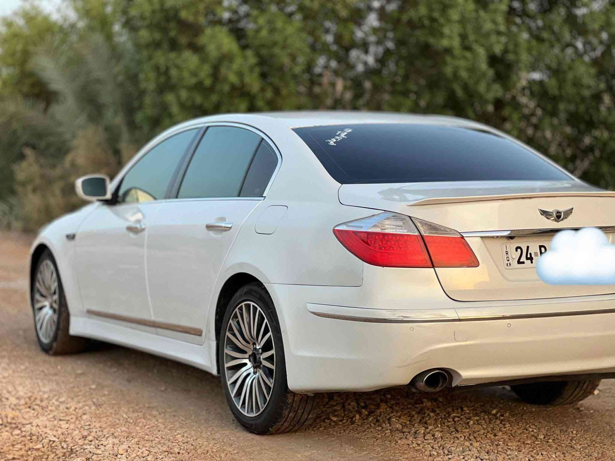 هونداي. جينسس. موديل 14 خليجي فول مواصفات  جديده جدآ  مال بيت
لون
 ابيض صدفي رقم شمالي   تريد وكاله   تريد مداور.
 حاضر  اني
فتحت سقف
بصمه تشغيل
بصمة ابواب 
بصمه جنطه
فول تحكم ستيرن 
كاميرا  دواره 
شاشه جبيره 
برده خلفيه 
جام مدبل عزل تام للصوت
جام اوتو 
حساسات خلفيه اماميه 
داخل بيجي مطعم بصاج
 كير و محرك 
وحداديه  مكفولات 
محرك   جديد  كفاله  
تبريد ثلج  3 قطع 
 كير  جديد كفاله 
4 تايرات جدد قبل 3 شهر شادهن
ويل كادينزا  19 
باتري جديد
حداديه  اماميه خلفيه كله جديده صار 3شهر مبدلها
 جميع  بلكات  اصلي وكاله 
 حساس كرنك جديد.وكاله 
فيتبم جديد. وكاله 
ادامه كامله لمنظومة الوقود والمجول والحساسات 
ماي راديتر زيتي امريكي 
لايت زنون عالي ناصي 
 الخلفي led 
صرف وقود جدا قليل حالها حال ال4سلندر 
ترايك 200 من بصره لا ربيل 
سيارة جاهزة ع اخر حبه 
ع ايد وحده 
مال بيت بالخير ع الياخذها 
❤️سونار مرفق بالصور 
السعر 133 وبيها مجال قليل 
المكان السماوة
‏‪***********‬‏
 اتصل ع الرقم 
--------------
