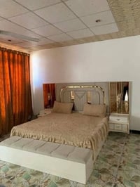 غرفة ١١ قطعة • بيها ضرر • بالملحق هـ