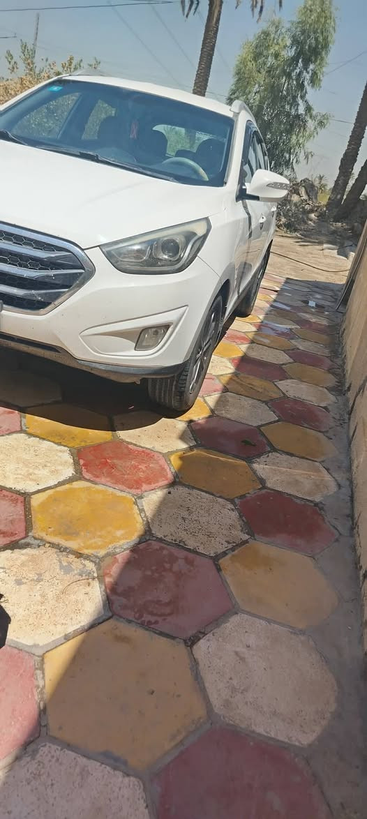 توسان ٢٠١٦ بغداد محرك ٢٠٠٠ خليجي محرك كير صدر مكفول تبريد ثلج السنوية ٢٠٢٨ سيارة جاهزة من كلشي تخم تاير باتري جديد 
السعر ١٣٠ وبيها مجال مكلف بالنشر اتصل على الرقم *********** و***********
