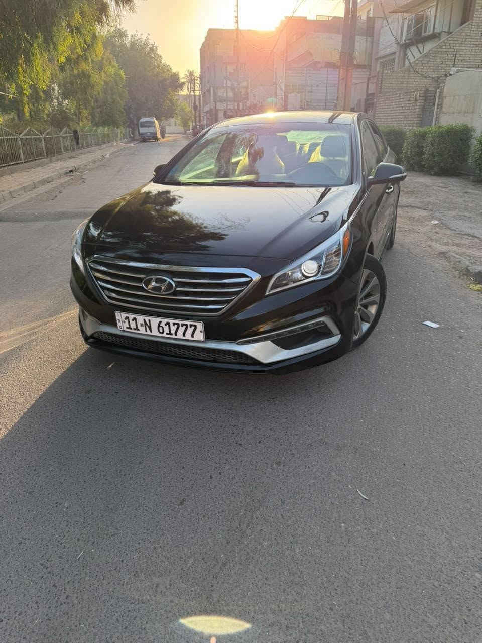 سوناتا سبورت2017 وارد امريكي
حادثه  بنيد بدون دواخل وجاملغ خلفي والصندوق مبدل بلادي نفس اللون
الموصفات
1-كشن كهرباء
2-شاشة  كبيرة
3-كروس سرعة
4-اشاير بلمري
5-دراف مود 3وضعيات قياده
6-لايت زنون عالي ناصي
7-دبل كزوز
السيارة كير ومكينه خير من الله ترايك للبصرة  مكينة 2400 gdiلا تنقيص ولا تبخير  ماشية82الف ميل بأسمي السيارة 
 تحويل ثاني يوم مكاني بغداد الامين
سعر السيارة 105وبيه مجال بسيط  للستفسار *********** بغداد, العراق
