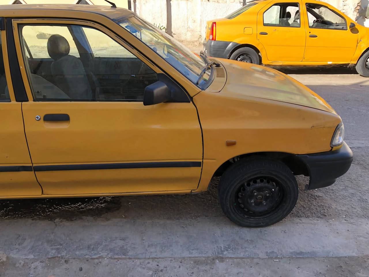 سايبا موديل 11 نفخ سياره نظيفه وحلوه يرادله ترتيبات بسيطه مصفره هيئه عليه غرامه ع المشتري  معروضه ب15 ورقه مكاني بغداد البياع حي المعالف. التواصل *********** بي واتساب شراي اتصل

