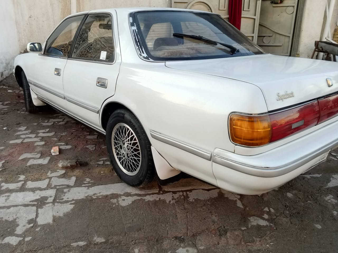 سلام عليكم للبيع كرسته شبوط موديل 91 سيارحه نضيفه 
مامتعوبه مال جنايه سياره ما ناقصه برغي للعلم سنويه صاقطه  محرك وين جي  سعر 70 وبيه مجال للطيبين 
***********
