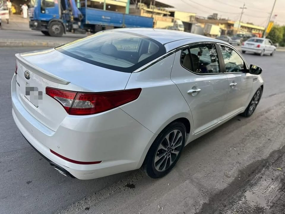 أوبتما ٢٠١٤ خليجي محرك ٢٤٠٠ دوش المرغوب 
مواصفات 
بدون فتحه 
مري شفط 
اشاير بالمري 
تحكمات أستيرن جهتين +شفتات 
ثلاث أنظمة قياده 
شاشة
بصمه تشغيل 
كفالة من الصبغ والتبديل 
السعر(23.500000) وبيها مجال بسيط 
العنوان :الانبار  
موبايل :***********
