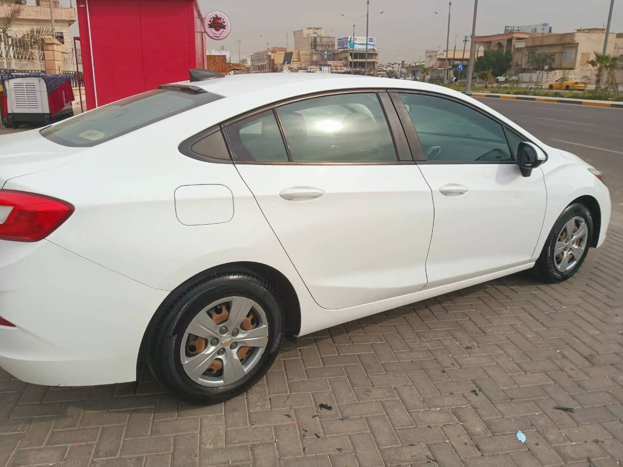 السعر  100 وبي مجال 
السلام عليكم  السيارة لبيع  الموديل 20018  شفر كروز وراد امريكي فقط جاملغ امامي جه اليسر لا شاصي ولا لغد ولا بدنه متعوره فقط جاملغ مبدل ومصبوغ   السيارة  بسمي  تحويل  ثاني  يوم  رقم الموبايل  ***********    المكان  بصرة
