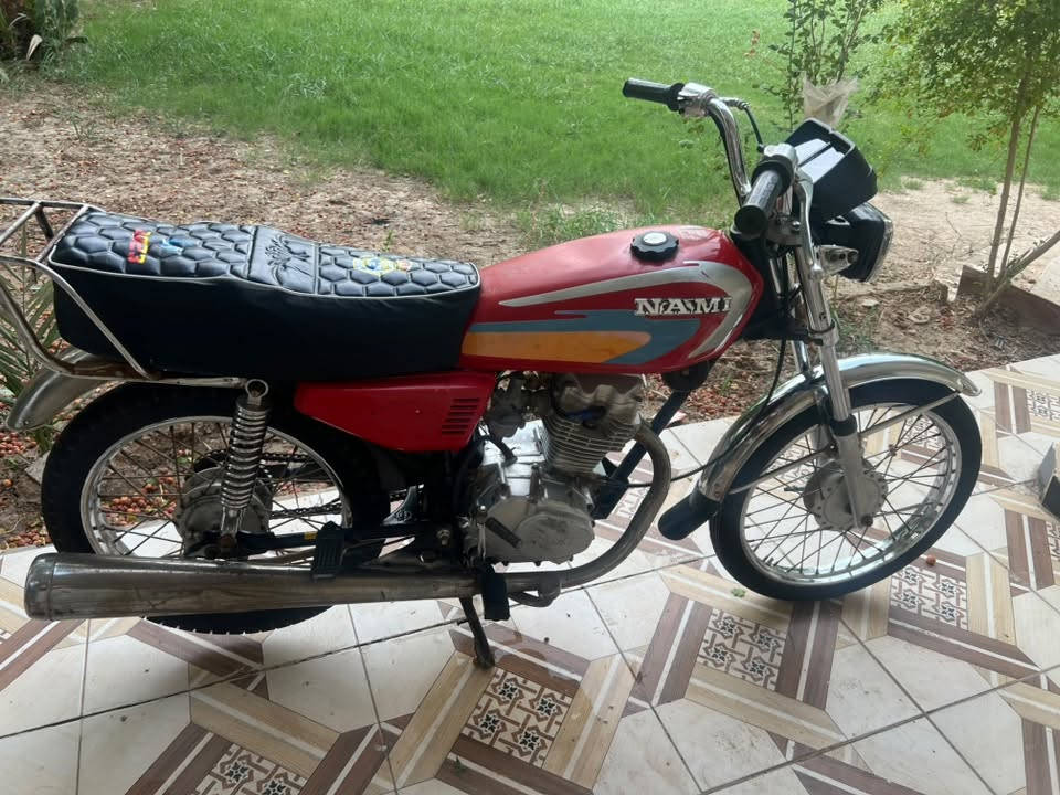 دراجه نامه اوراق اصولي مديل 2017 السعر 700 وبيه مجال ***********
رجائا مو شراي لا تعلق وتراسل
