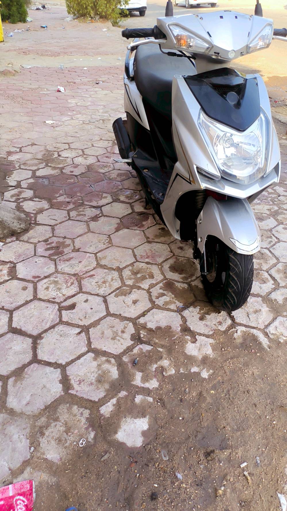 🔥 للبيع سكنس سوبر 🛵
دراجة سكنس سوبر، لون سلفر، شكل مرتب وحلو 👌
🔹 الموديل: 2023
🔹 حجم المحرك: 80 سي سي
💰 السعر: مليون و250 ألف دينار
📍 الموقع: البصرة
📞 للتواصل: مراسلة الخاص أو الرقم ***********
