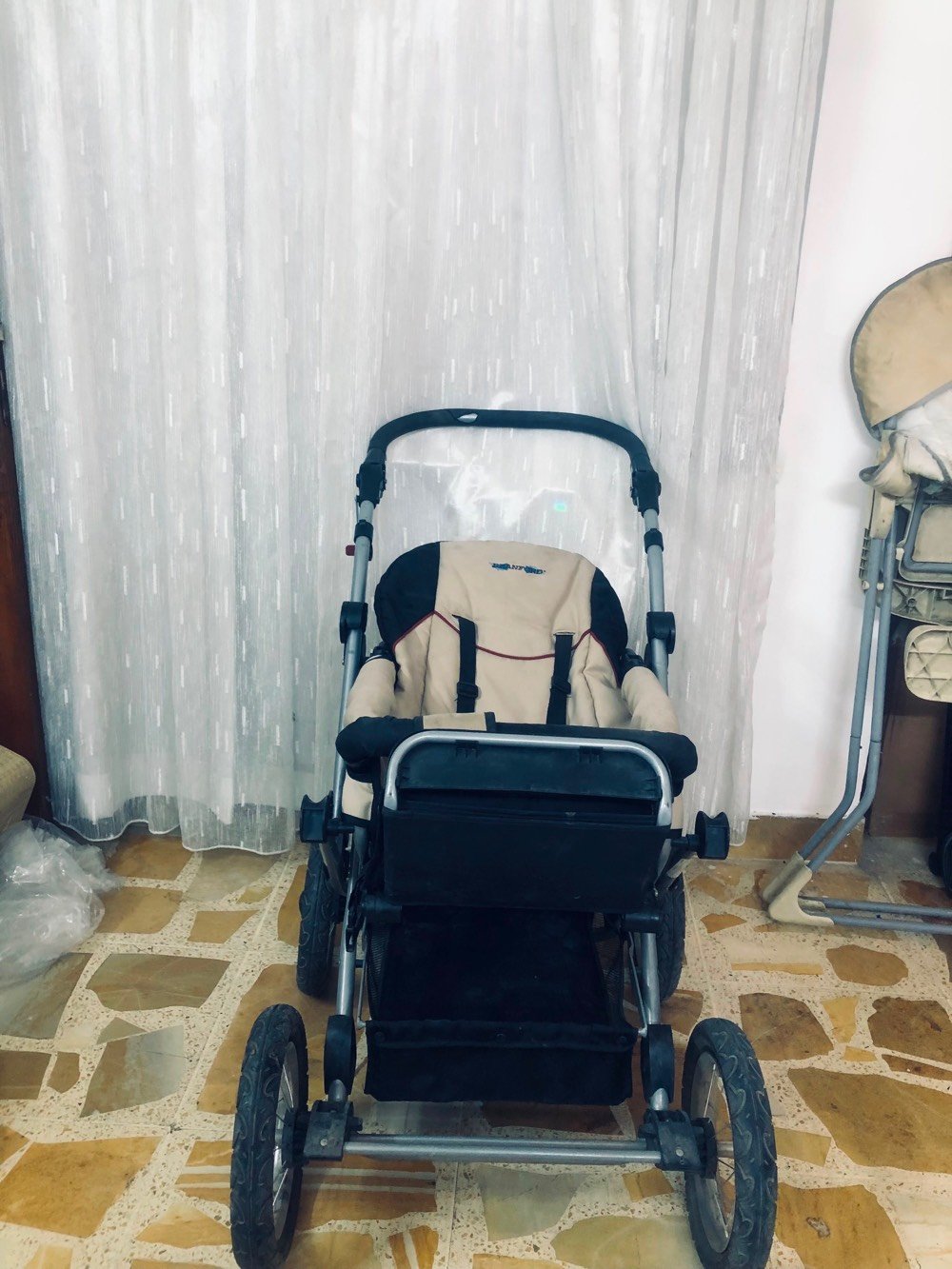 عربانه ثريات