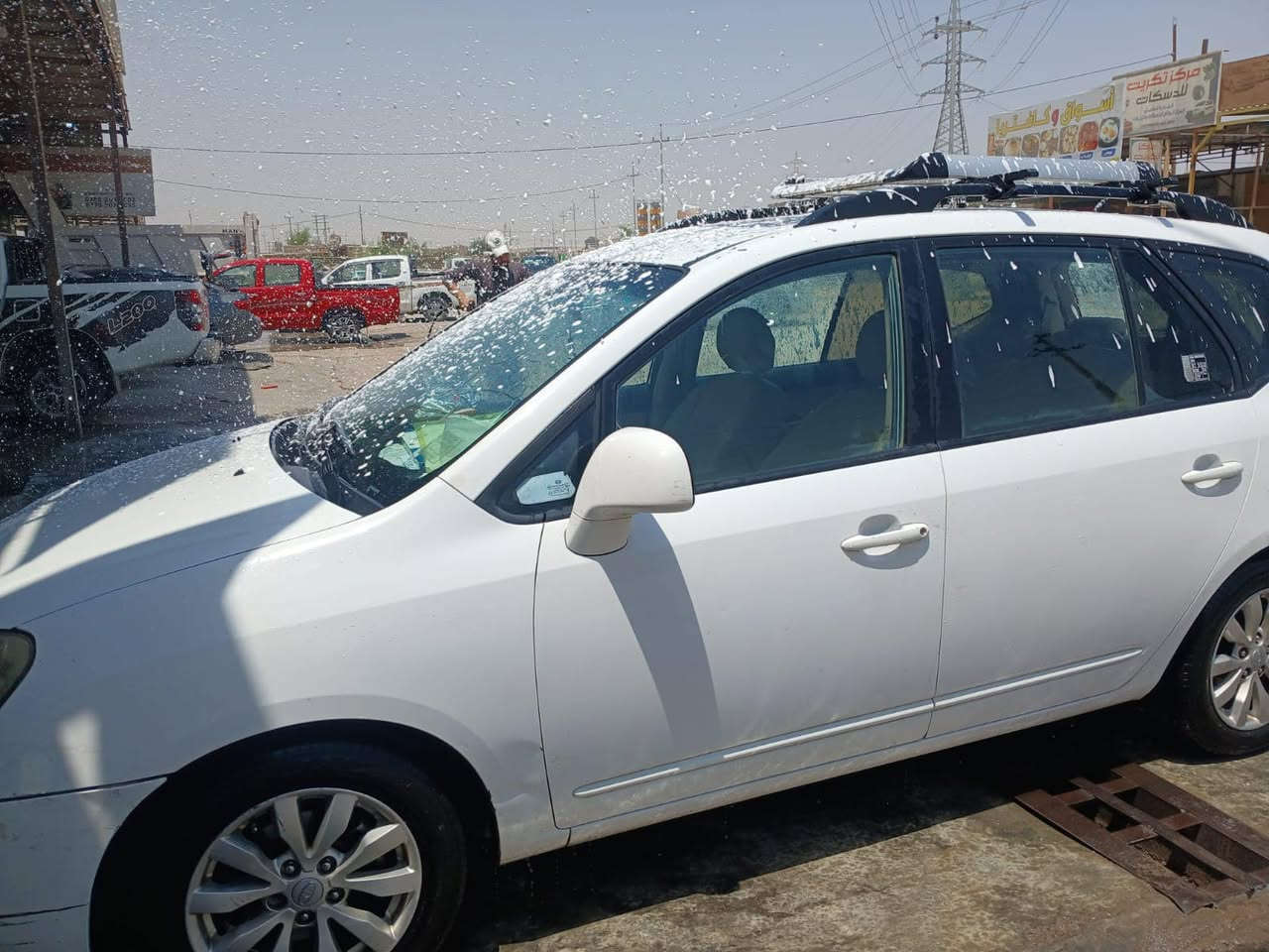 كيا كارنز ٢٠١٠ خليجي محرك ٢٠٠٠ فتحه بالسقف
باسمي شرط التحويل 
كير شرط بلادي 
محرك شرط بلادي 
تخم تاير 
ضررها قطعه وحده بدون دواخل  شبرين جاملغ خلفي جهه السابق
 
سنويه2030 الاتصال ***********
السعر 106 بيه مجال
