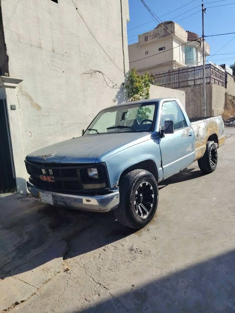 جيمسي سيرا موديل ١٩٨٨
رقم كركوك شرط تحويل
سنوية منتهي من ٢٠١٩
بية بطاقة بنزين
كير جديد حاوية 
تاخم صدر شرط
مابي ظربة
اكسل شرط 
محرك بطة ٣٠٠٠ بية شوية بخار
٤ ويل افرود من ماركة future
بودي قصير
شانصي لوك شرط شركة
شاشة ايبات
جاهز للتعمير 
سعرة ٣٤ 
سيارة تقريبا بية ٧ ورقة غرامة و كمرك
ينزل من سعرة
كركوك / شوراو
***********
 *********** واتساب كركوك, العراق
