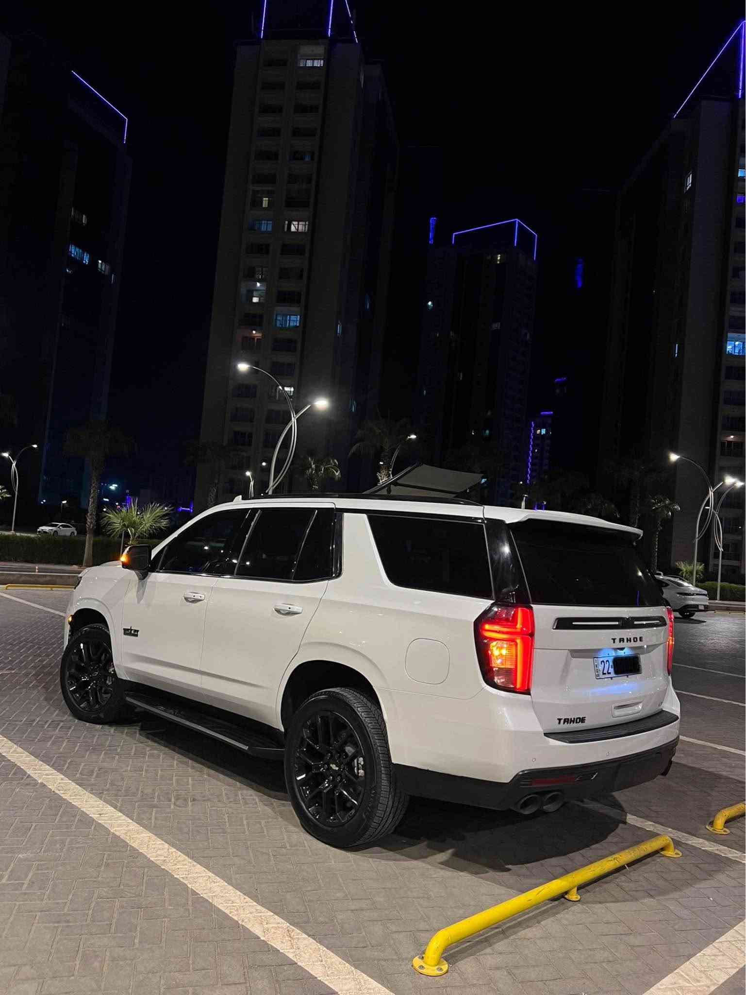 سلام عليكم 
Tahoe LT Texas Edition 2023 
فول مواصفات حدا فتعة 
فور ويل 
٥ كامرات 
كيج الكتروني 
كشنات تدفة تبريد ملكي
ضرر سيارة٢ قطعة  صبغ 
امامي و خلفي كبس بدون ارباك 
سيارة جديد مابي ربع دينار مصرف 
ماشي ٥٣ الف 
سعر ٣٦٥ مجال 
مكان اربيل 
واتساب *********** أربيل, العراق
