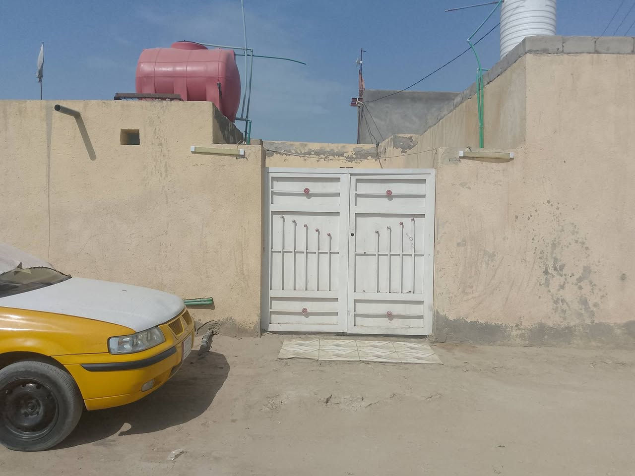 بستان حمود ال ثامر • ٢٥٠م • ٣ غرف