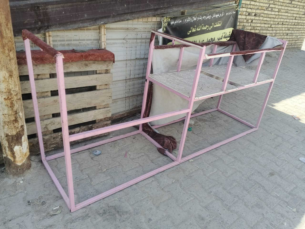 السلام عليكم كاروك وجربيه مال اطفال حديد تسكام هو ودشمه ملاته كامل لبيع مكاني نجف ***********

