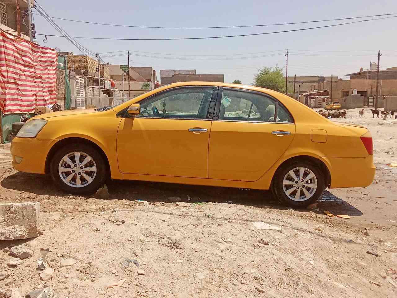 السلام عليكم  سياره للبيع بيه اسم تنقيس   حلوي جهزة سعر32 بيه مجال الطيبين مكاني بابل  حي العسكري للاستفسار اتصال على الرقم ***********
