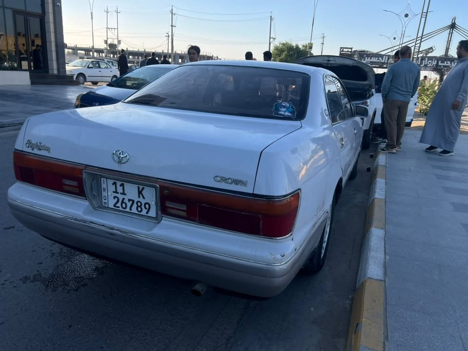 سلام عليكم
سيارة بطة منفصل موديل 93
سنوية لل27
رقم بغداد انكليزي باسم ولد من لناصرية يداور فقط
 اطيك رقمة وتتفق وياي 
محرك وكير مكفولات
مكفولة من لكص ولعيب شرعي ونقل جثة
تبريد تنقص غاز عدي
مصبوغة عام للجمالية لون ابيض لؤلؤي
مكان السيارة ناصرية سوق الشيوخ الفضلية 
للاستفسار
*********** اتصال فقط
*********** واتساب فقط
اتصل او راسل او علق وادخلك خاص واني بل خدمة
مستعجل ع بيعتة كلش 
السعر المطلوب 50 وبية مجال حك الجية وبل خدمة
