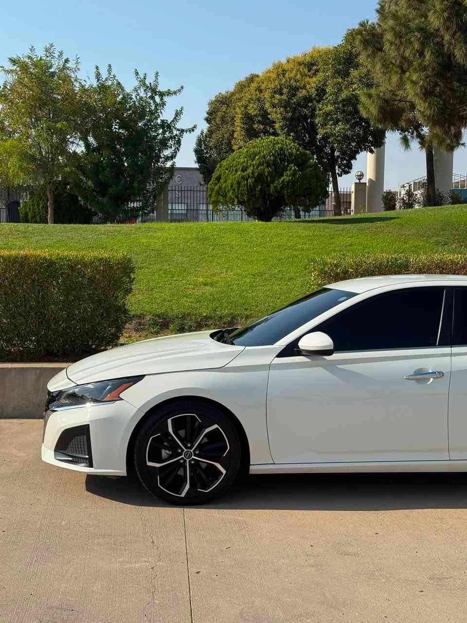 ﷽ 🤲🏻

     سعر :153 وەرەقە مەجالیکی کەم  ✅💣 

▪️ NISSAN ▪️
▪️ ALTIMA -S  : مۆدێل
‎▪️مۆدێلی ساڵ :2023
‎▪️ماوەی  رۆیشتن : 48000ميل
‎▪️رەوشی بۆیاخ2 پارچه

1N4BL4BV6PN345455

سیارەکە کامل کراوە بە (SR) ویل و تایە هەیکەل لیدی وایفای ١٨ پارچە کامل جوانکاری🤍

‎ تەنها بۆنیت و جاملغى بۆیاغە لەگەل ١ پارچەی کلیرە 
بی ناو پشت و پیش کەپس بی ئیرباگ بەشەرت ☑️

مواسەفات‎ - شاشە و کامێرا - بەسمە و شەغال - کوشن قوماش - - حساس - ڕاداری پێش و دوا - ئیمێرجنسی برێک - ڕاداری لاتەنیشت
‎

‎سەیارەکە نموونەیە لە جوانی وپاکی کامل جاهیزە بێ   نەقس سیارەکە زور ڕیک و پیک و لۆکە  

رەقەم و هەزە و بەناو کردن بەشەرت ☑️

‎: بۆ زانیاری زیاتر  پەیوەندی بکە بە
*********** ☎️
‎ناونیشان : هەولێر
