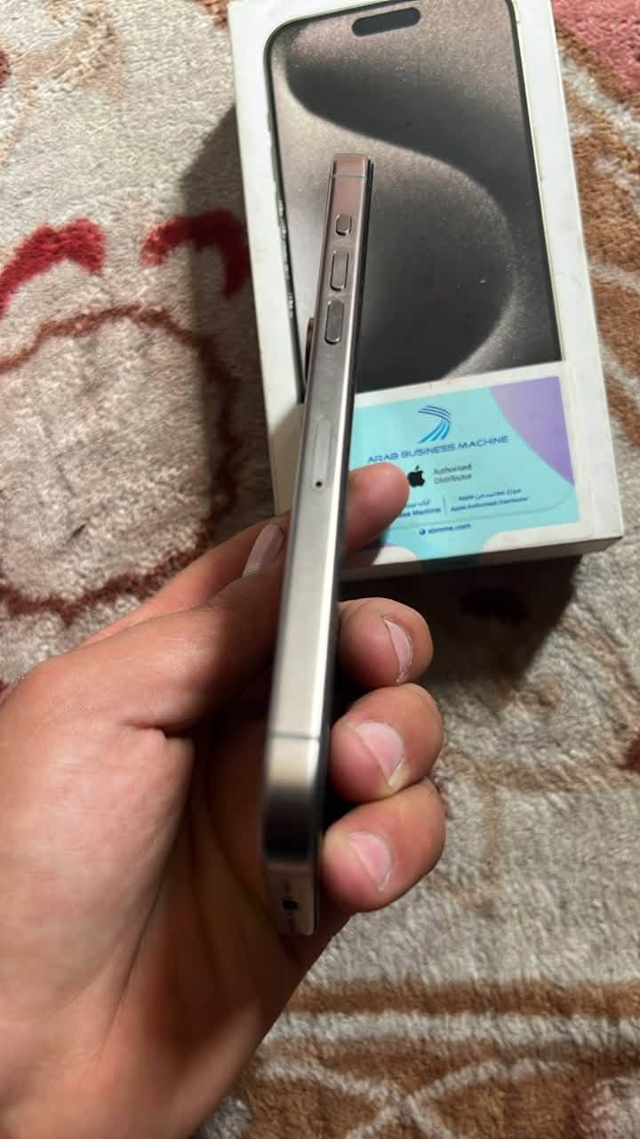 📱 وصل حديثاً: iPhone 15 Pro Max

✅ الموديل: iPhone 15 Pro Max
✅ البطارية: 86% 🔋
✅ الحالة: مستبدل شاشة أصلية، الجهاز نظيف جداً وشغال طبيعي.

💰 السعر: 800,000 دينار
🚚 توصيل لكل محافظات العراق: 10 آلاف.
📍 الموقع: بغداد - مدينة الصدر.
📞 للحجز والاستفسار: ***********

نص مكتوب في الصور:
- 90 12:14 القطع والخدمة تجمع Apple سجل تاريخ القطع والخدمة، وهذا السجل يعرض معلومات عن هذا الـ iPhone وحالته وتفاصيل إصلاحه. معرفة المزيد... سجل تاريخ الخدمة الشاشة غير معروف
- 12:14 حول sat's iPhone الاسم 27.0 إصدار iOS iPhone 15 Pro Max اسم الطراز MU793AA/A رقم الطراز H7YKQ3WJTW الرقم التسلسلي انتهت صلاحية التغطية سجل تاريخ القطع والخدمة 0 الأغاني 724 الفيديوهات 1,944 الصور 83 التطبيقات 256 غ.ب. السعة 178.4 غ.ب. متوفرة