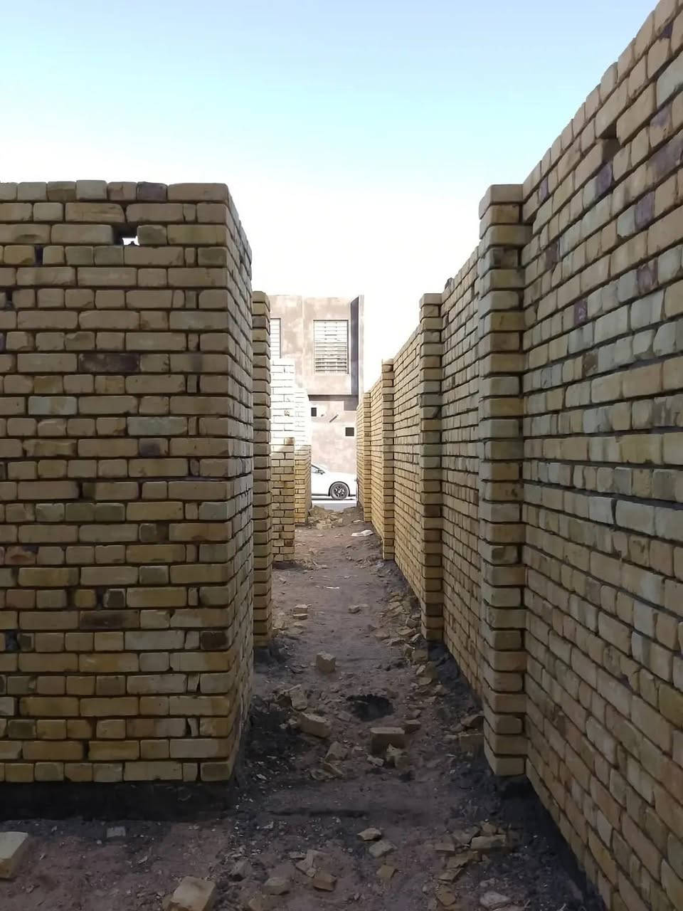 سلام عليكم كادر بناء نشتغل دبل 350شغل نضيف ***********
