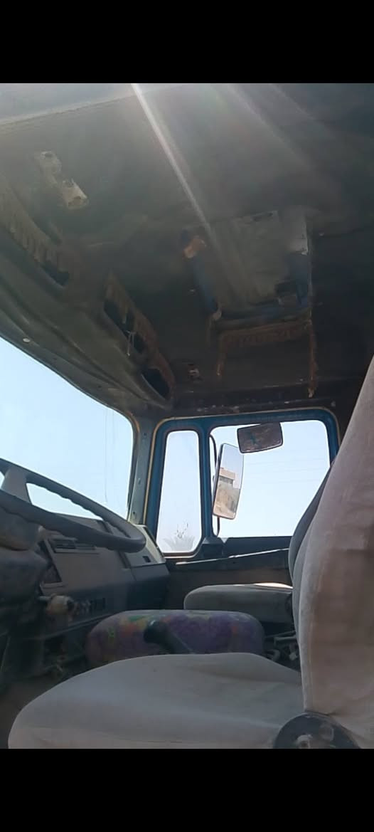 السلام عليكم قمارة مان تك قمارة جديدة لا خياس ولا صبغ كاملة سويج للبيع مكان بغداد للاستفسار ***********
