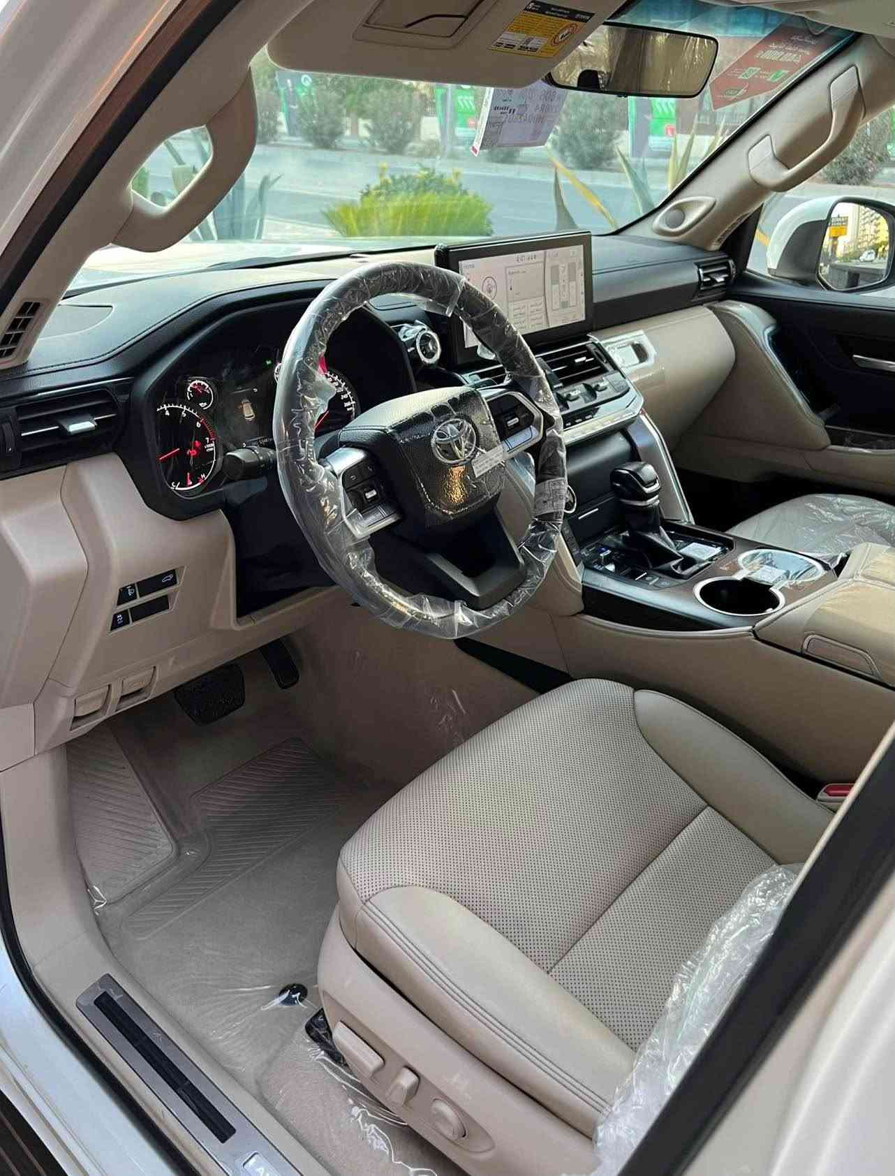 Toyota land crusir 2022  GXR   SAS  52000 km
Twin Turbo ٣ شاشات بلادی ساس

اللَّهُمَّ صَلِّ عَلَى مُحَمَّدٍ وَعَلَى آل مُحَمَّدٍ
-اخت زيرو بل كارتون

-مکفولە کفالة عامە 
(بدون صبغ - بدون بارد - بدون رمل - بدون حالوب ـ حتا دعاميات و اللحیات شرط بدون صبغ)

-تويتا لاندكروز موديل (2022) توين توربو
سياره زيرو شريكه ساز باب اولا
سياره مواصفات (GXR) تلاث شاشات بلادی
سياره (٦) سلندر توين توربو 

-سياره گير محرك بشرت مامفتوح و مابی ای خلل و صوت و بعدها ظمان من الشرکە 

- فول مواصفات  
(كوشنات جلد _ شغال عن بعد _ 
_ كاميرا _ كوشنات تدفيه و تبرید _ شاشه كبير
٣ شاشات بيلادي _ وايرليس شحن _   نيظام eco _ سلايت _ النزلاق _ثلاجه _ زينون _ حساسيات امامیە و خلفییە )

-سنویە و رقم و کلشی جدیدە حتی ٢٠٢٩ تحویل مباشر

-سیارة جدیدە مابیها دینار مصرف کلشی علی وظع الشرکە 

-مكان السیارە سليمانيه
-سعر 618 ورقە و مجال بسیط
-رقم تلفون *********** السليمانية, العراق
