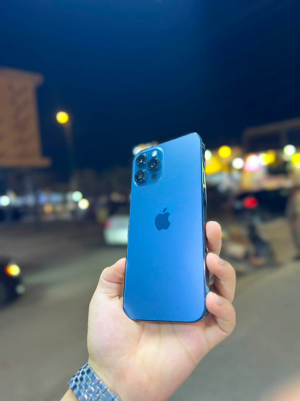iPhone 12 Pro Max 📲
📲آيفون 12 برو ماكس
💙لون نيلي المميز 
🔥فول نظافة 99‎%‎
📀ذاكرة 256
✅مبدل شاشه تفصيخ شرط من جهاز ثاني
💎جهاز كوله شغال
💲375 وبي مجال حك الجية
📍مكاني نجف 
📞خاص او اتصال 

***********☎️
