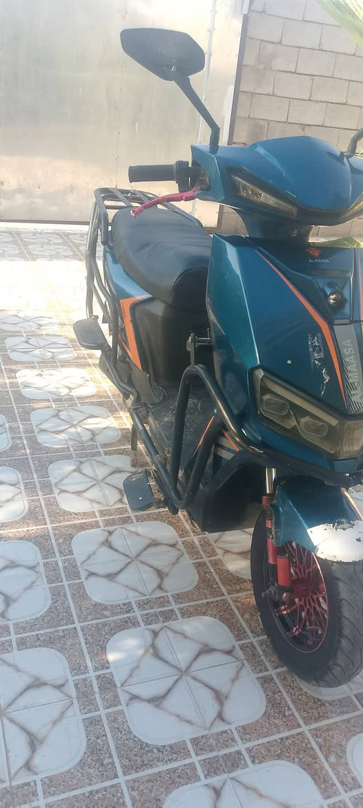 ماطور شحن للبيع
كامل مواصفات انظف من الصورة 

السعر 500 وبي مجال بسيط 
للتواصل ***********
