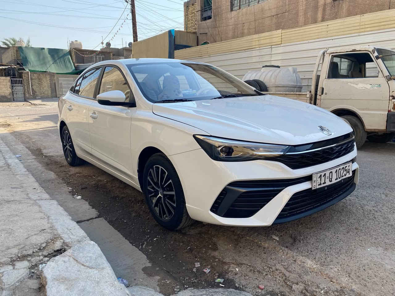 MG5 plus 2025 للبيع
ضمان 6 سنوات
السيارة ماشية 23 الف
المحرك 1500 تنفس طبيعي
السياره مواصفات نص فول
بصمة تشغيل وابواب
قطعتين تبريد هاند بريك بصمه
شاشة ابل كار بلي واندرويد
حساس خلفي
دخول ذكي
حساس ضغط اطارات
ترحيب لايت زينون
جام كهرباء ومري كهرباء
اشاير بالمري
كروس سرعه
حادثه بنيد فقط مبدل  بدون دواخل  تحويل مباشر ثاني يوم 
السعر 105$ وبي مجال مكان سياره بغداد منطقه العبيدي الرقم ***********
