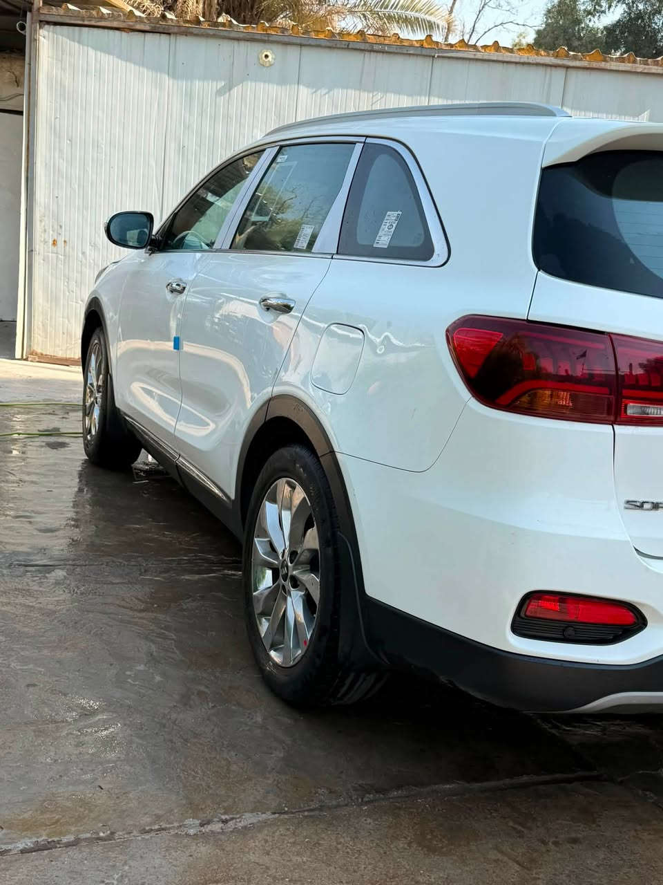 🚘 كيا سورينتو 2019 للبيع
🇰🇼 كويتي
📍 الممشى: 98 ألف كم
✨ فول أوبشن ما عدا الفتحة
رقم بغداد و كفالة عامة

السيارة نظيفة ومواصفاتها ممتازة، مناسبة للعائلة والاستخدام اليومي. 🔥

للمهتمين والاستفسار، التواصل على الخاص.

***********
***********
