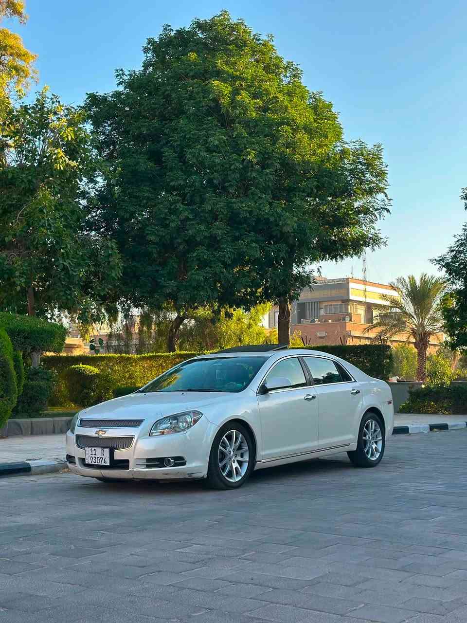 السلام عليكم
سيارة للبيع ماليبو 2012 محرك 6 سلندر
مواصفات LTZ فول 
حادثها نسبة غرق فقط 
السعر 68 ورق
للتواصل : ***********
