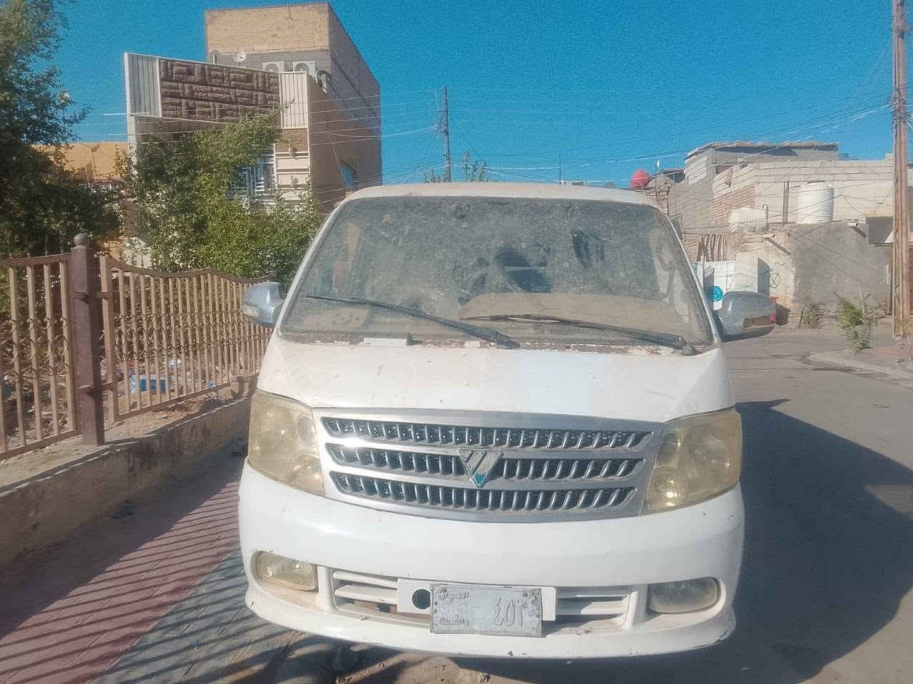مديل ٢٠١٠ راعيه بغداد مستمسكات عندي مكينه ونجي ناعم مكاني كربلاء سعرها ١٥
***********
