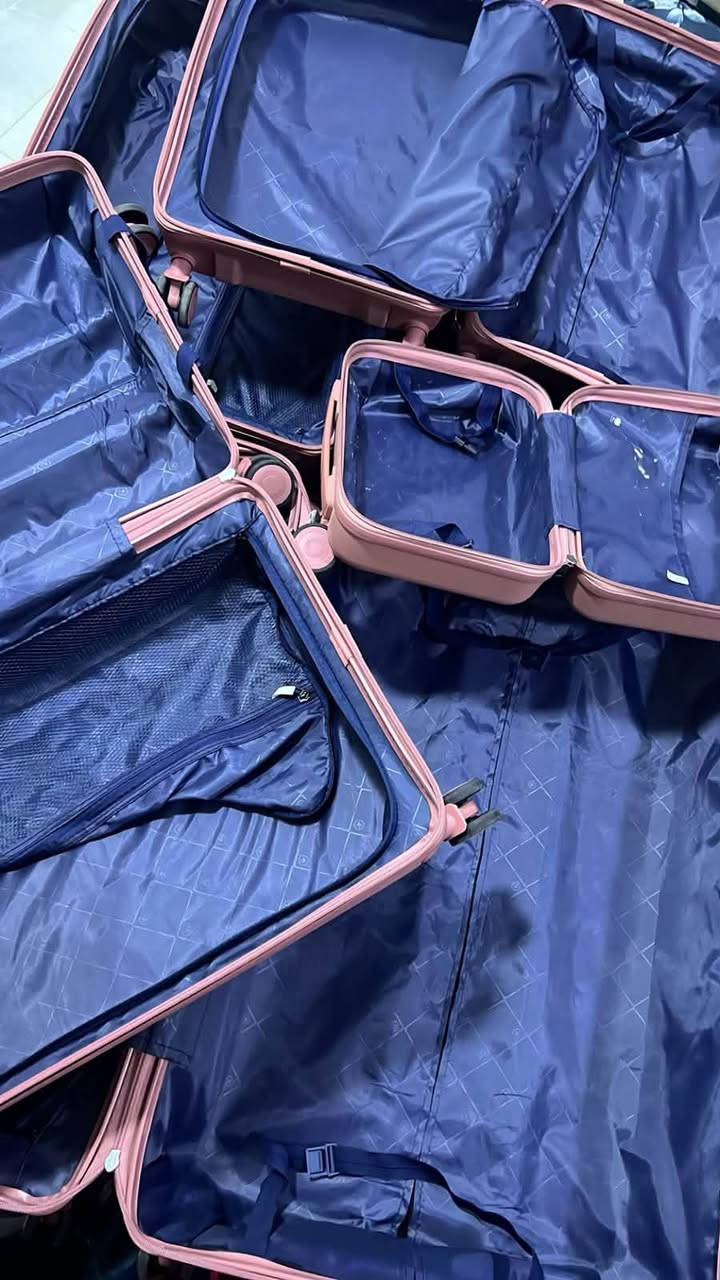 جنط سفر • سيت ونص • جديد