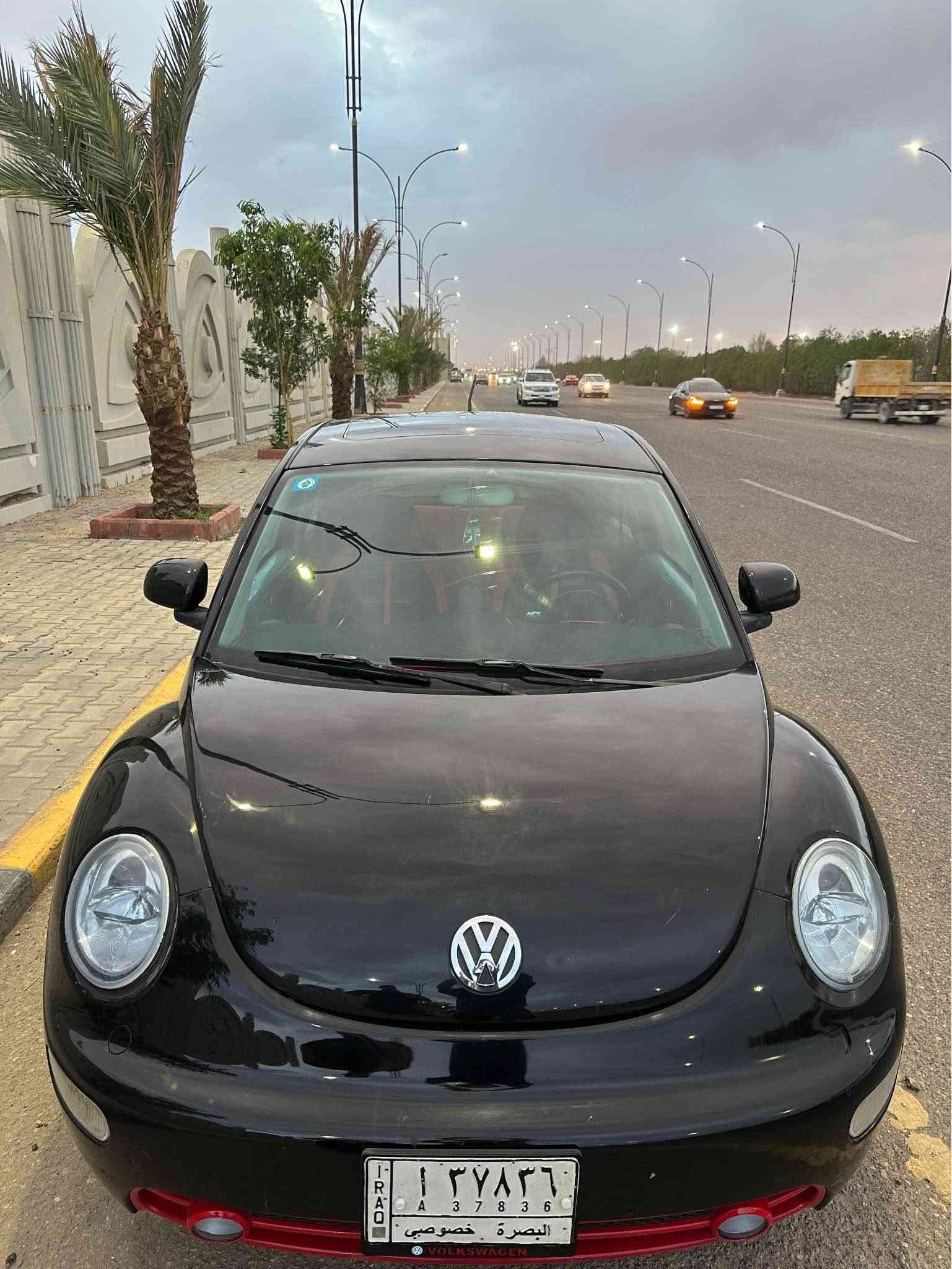 فولكس بيتل • موديل ٢٠٠٠ • نضيفه بدون حادث