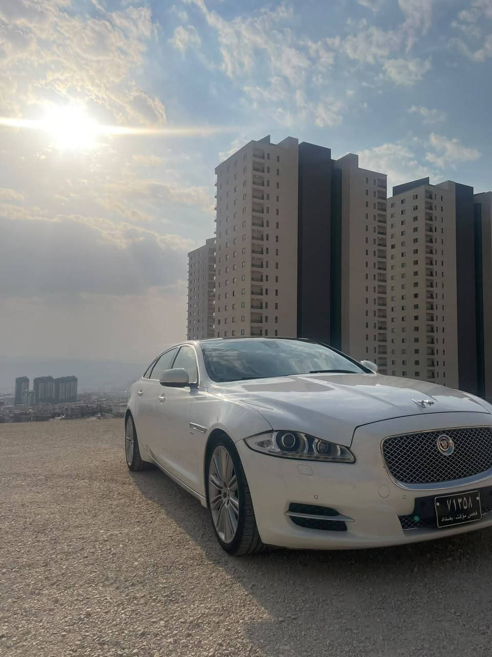 Jagwar xjl 2015
***********

