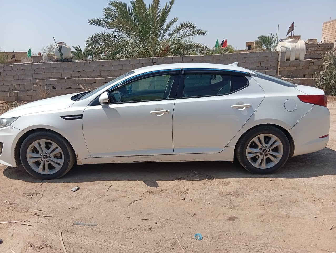 اوبتيما ٢٠١١
وارد امريكي جاملغ وبنيد سياره جاهزه كير ومكينه تبريد شغال  دواخلها نضيفه 
مصفره غرامات للاستفسار‏‪***********‬‏
