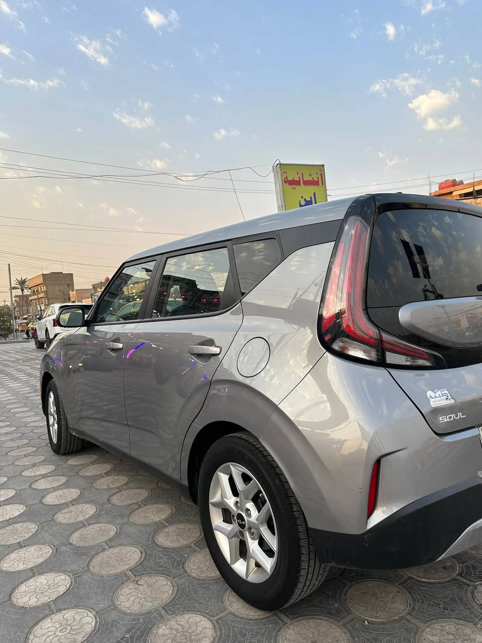 السلام عليكم صول موديل 2023 وارد امريكي مكانها بغداد الشعب
رقم بغداد 
ضررها بنيد وجاملغ وملاحضات بسيطه 

نص فول تدفئه وتبريد 
ماشيه 50 الف 
باتري جديد تخم تاير 
تغليف دوشمه كامل للداخل

سعرها 125 وبيها مجال 

للاستفسار اكثر اتصال على هذا الرقم 

***********
