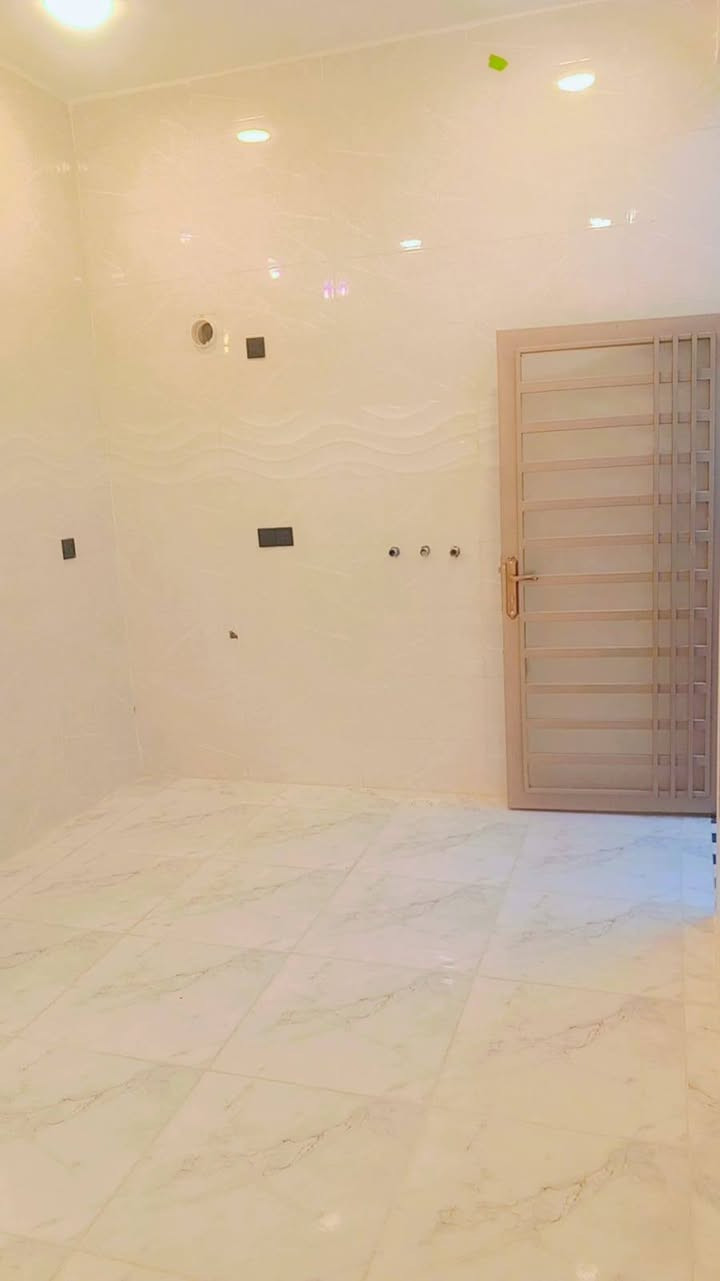 مشتمل • ١٠٠م طولاني • طابو صرف