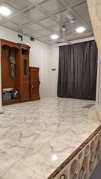 بيت ٥٠ متر للبيع قطاع ٢٣ طابقين الطابق الاول يتكون من غرفة وصحيات وصال...