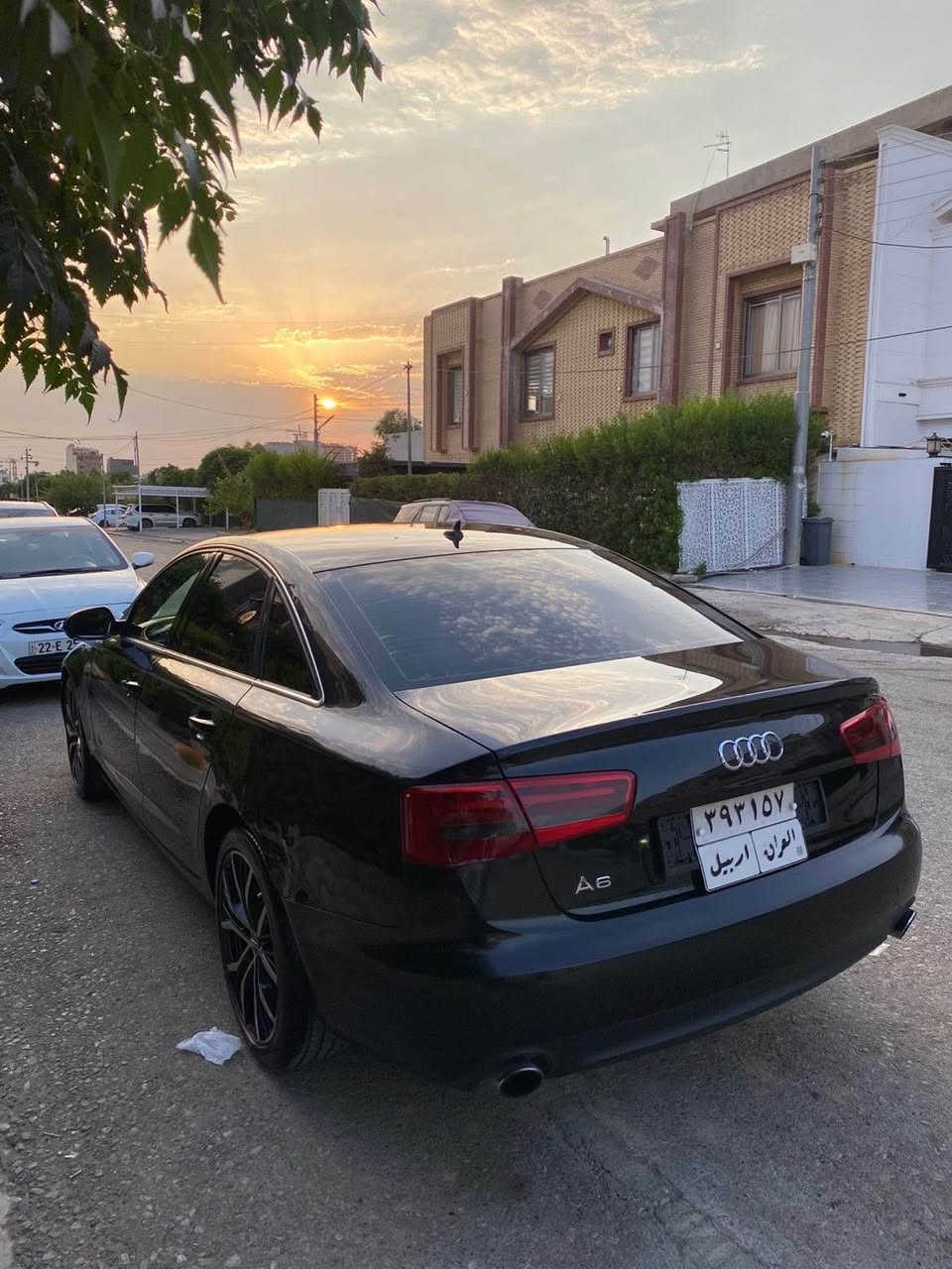 Audi-A6–2014                                                 بو فروشتن مةچينة ٢٠ توربو فوول مواسةفاتة بةس سلايت نيية سةيارةكة ٣ پارچةي بوياغة بي ژوري بي ارباك گيرو مةجينةو تةبريد بةشةرتة بةس مةچينةي هةندةك دوكةلي هةية بةناوكردن غةرامةي بةشةرت ٥ وةرةقة غرامةي لةسةرة پاشي مةعمةلةي وةردةگريةوة شوين هةولير *********** أربيل, العراق
